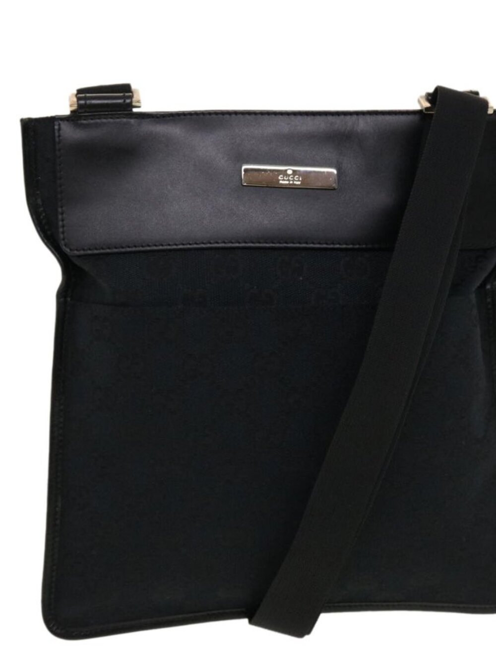 GUCCI GG Canvas Flat Shoulder Bag Black 0348 Auth ki2992